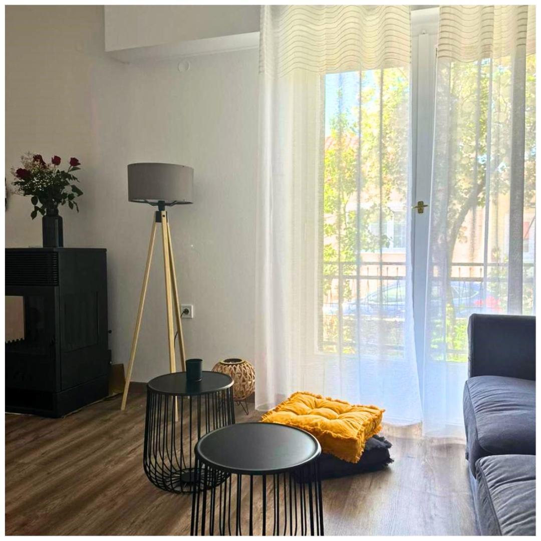 Memories Apartments Μονοκατοικία Στο Καρπενήσι Екстер'єр фото